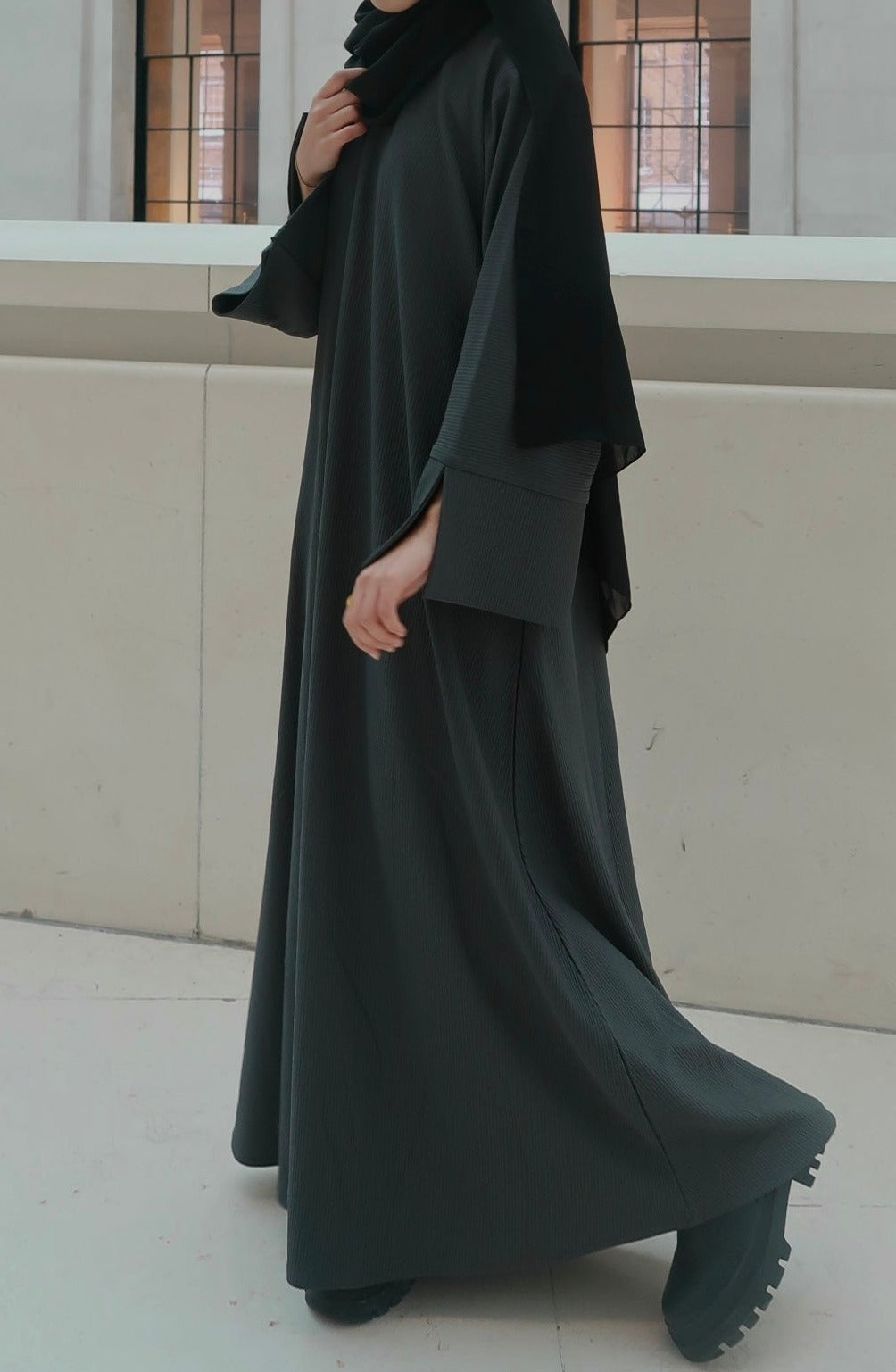 Winter ribbed abaya
