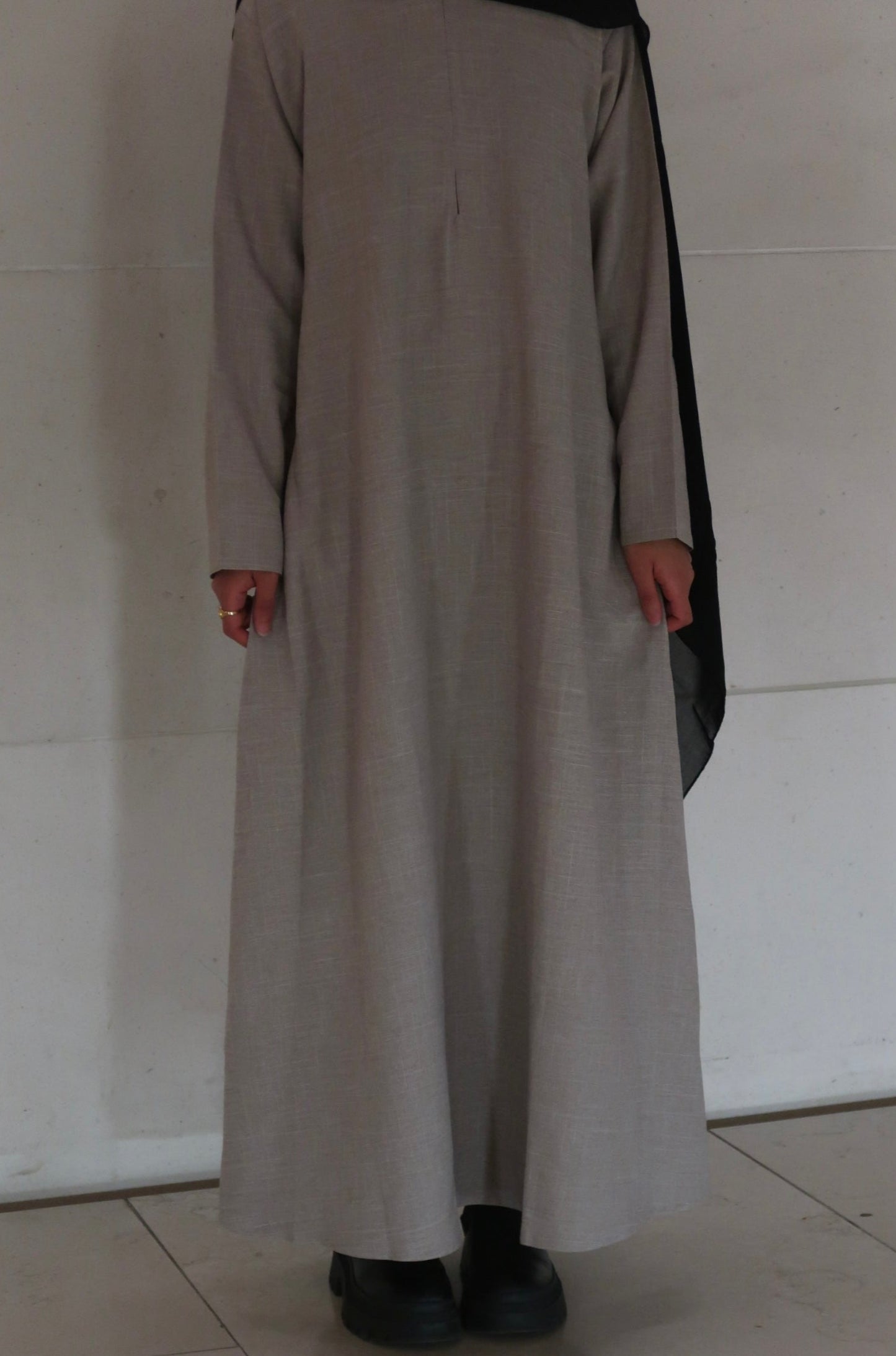 Oat Kamila - 2 Pieces Open Abaya Set