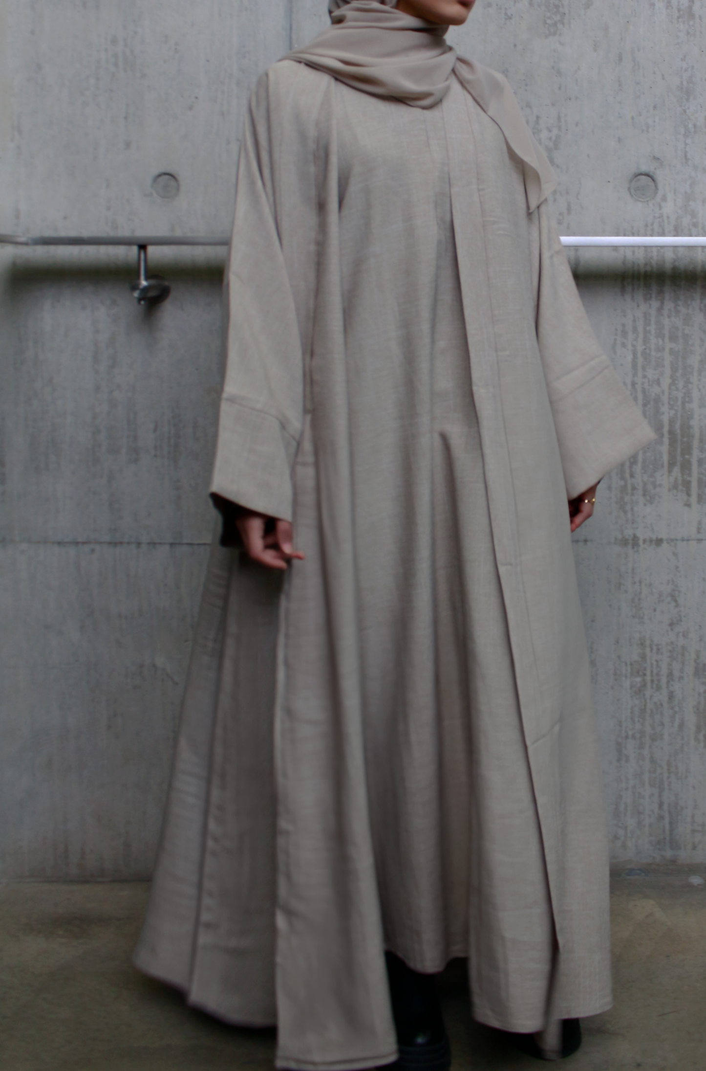 Oat Kamila - 2 Pieces Open Abaya Set