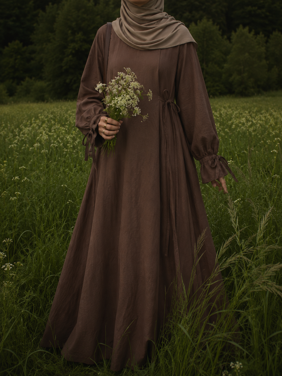 Linen Abaya in Brown