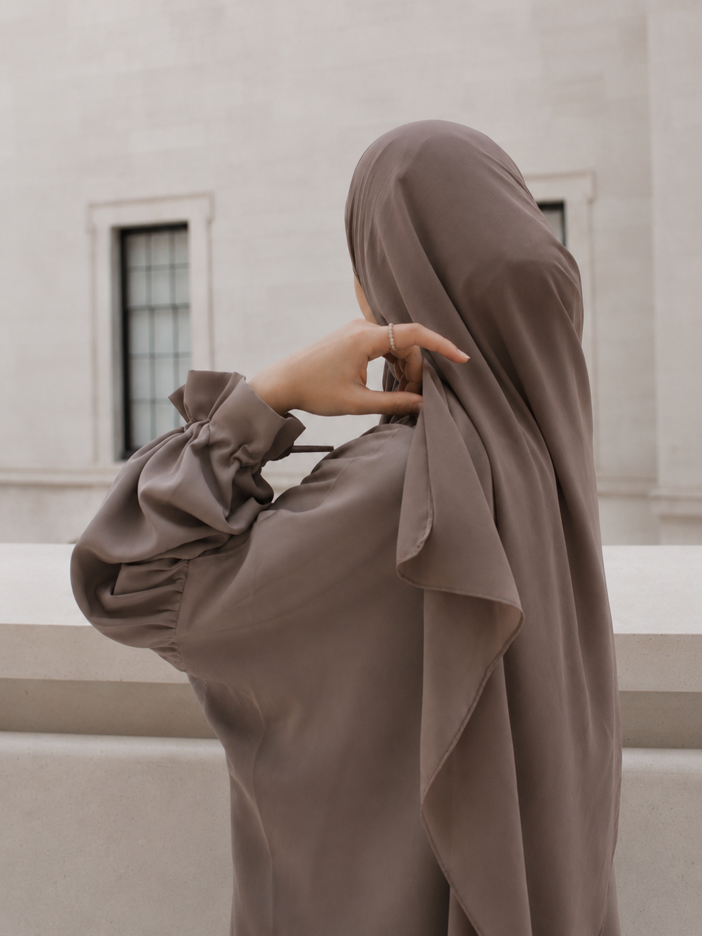 Noor Tie Sleeve Abaya