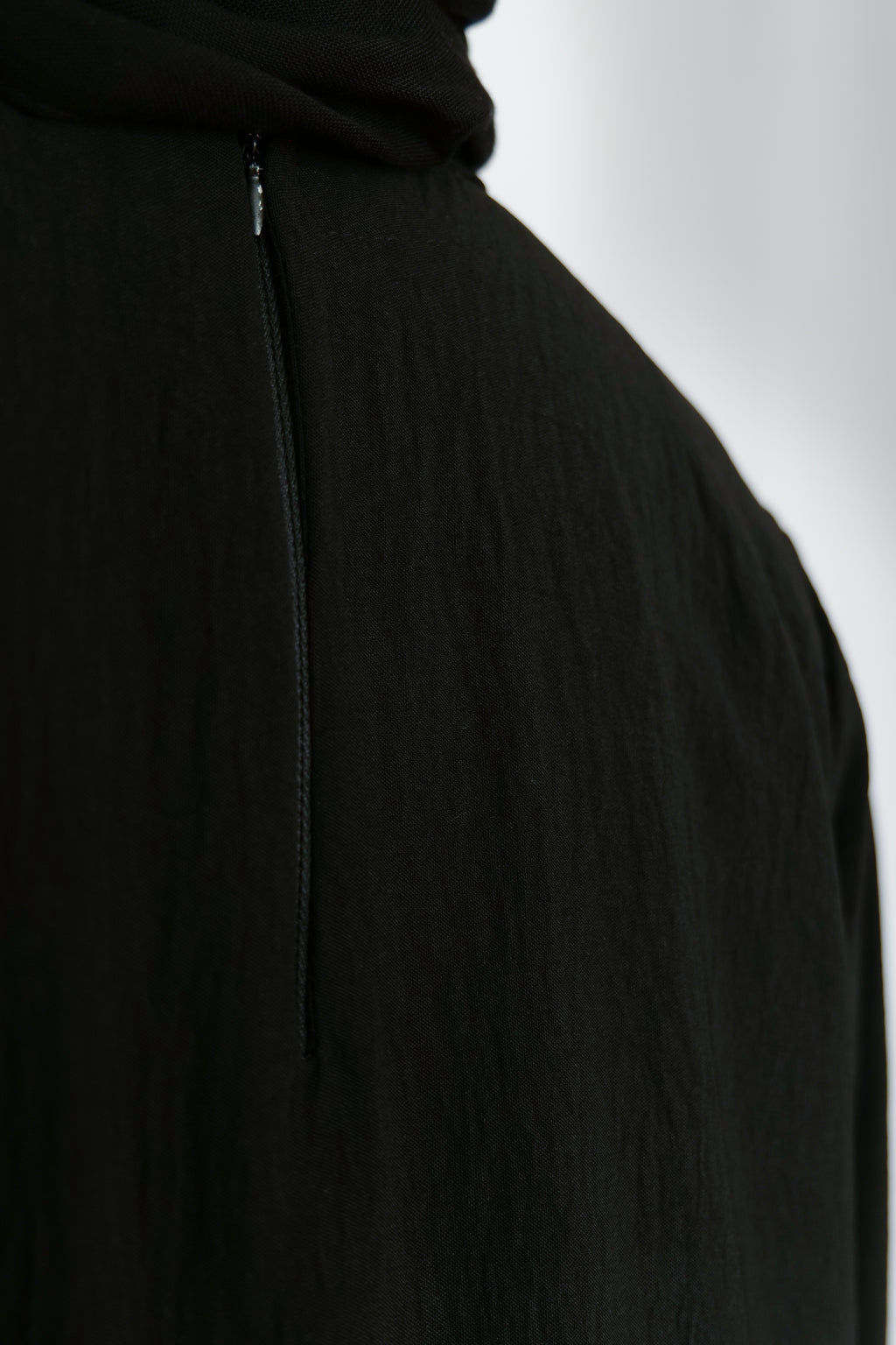Hayaa Abaya in Black