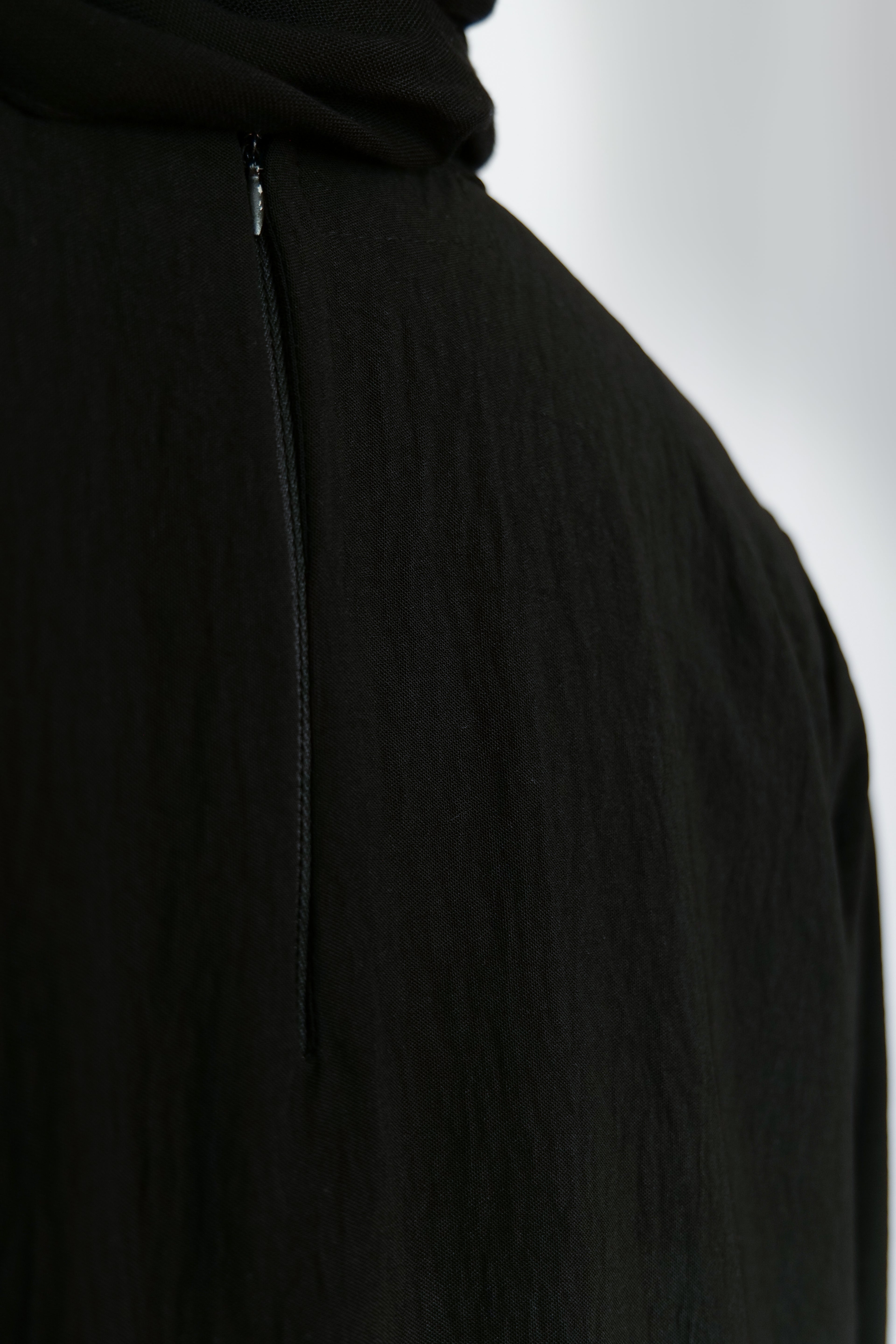 Hayaa Abaya in Black