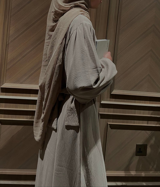 Hayaa Abaya in Lilac Grey