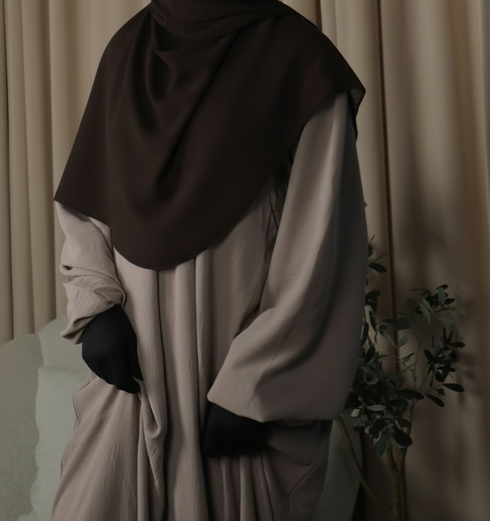 Hayaa Abaya in Lilac Grey