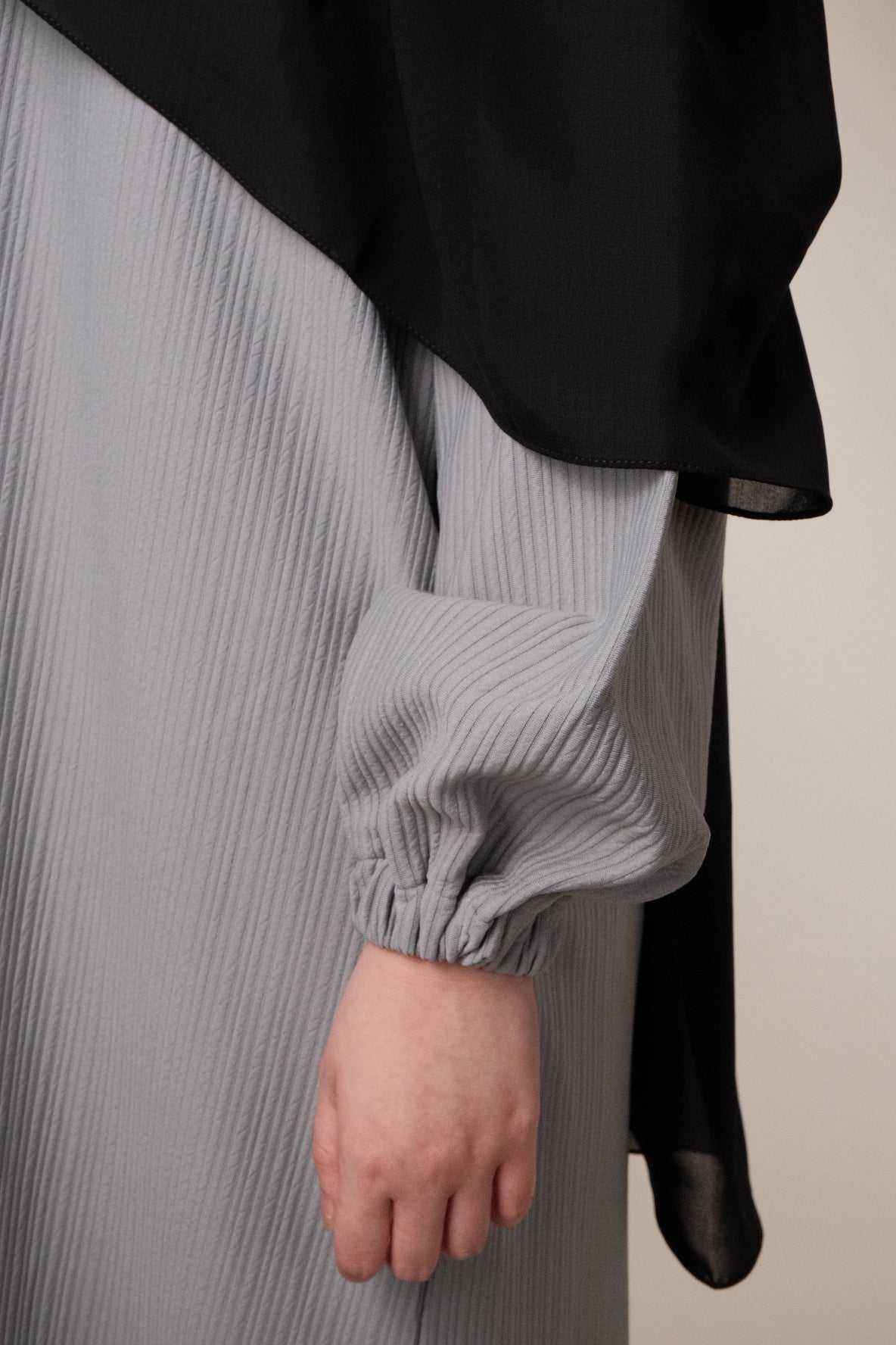 Light Grey Ribbed Abaya
